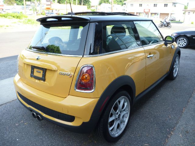 Mini Cooper XR Hatchback