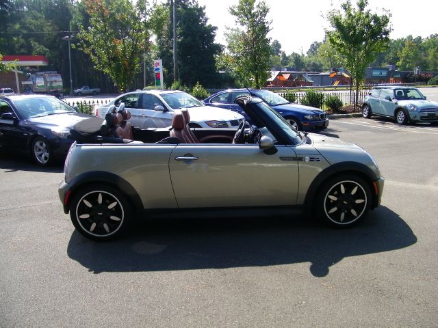 Mini Cooper 3.5L R350 AWD Convertible