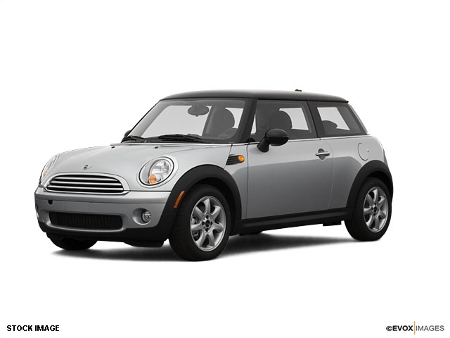 Mini Cooper Base Unspecified