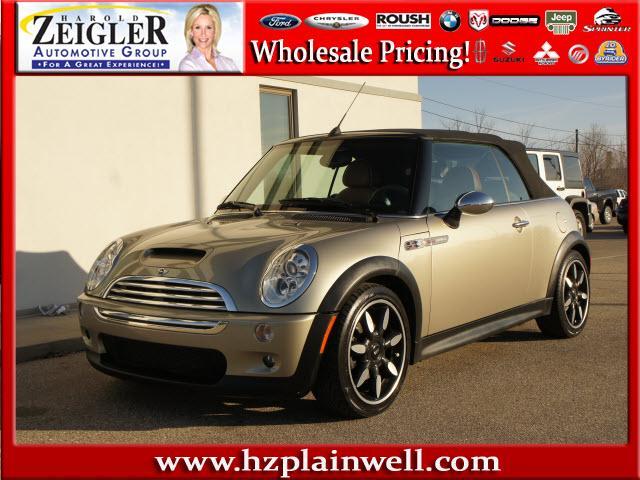 Mini Cooper 5Spd AWD Convertible