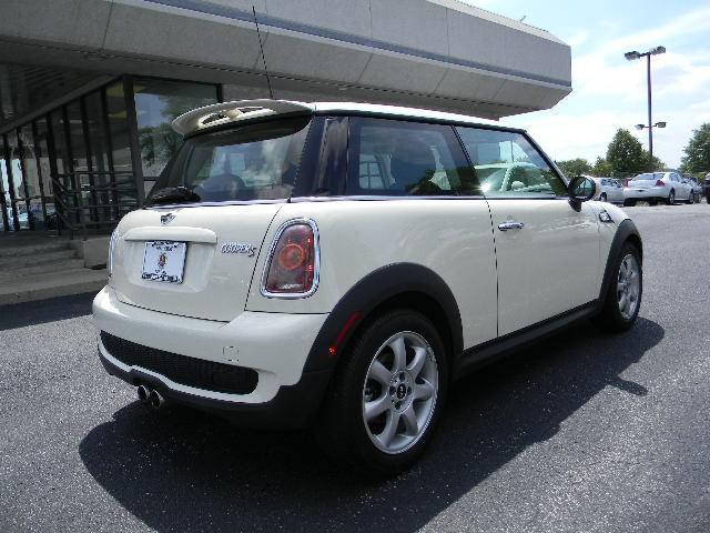 Mini Cooper 2009 photo 3