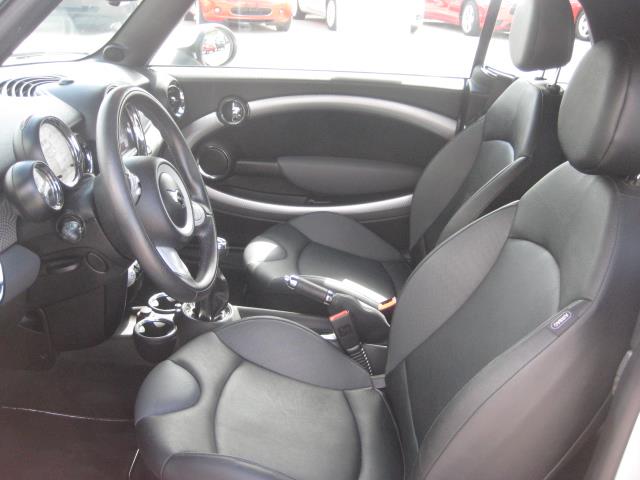 Mini Cooper 2009 photo 1