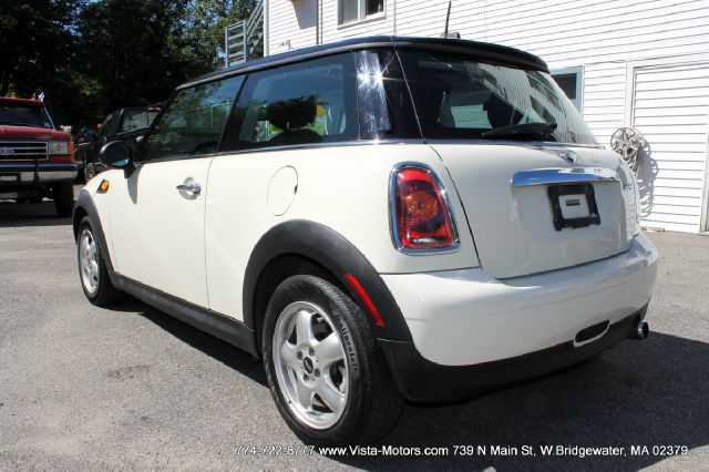 Mini Cooper Base Hatchback