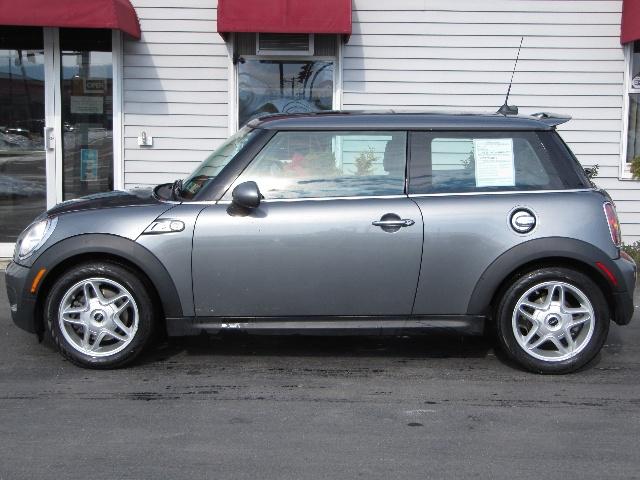 Mini Cooper 2009 photo 2