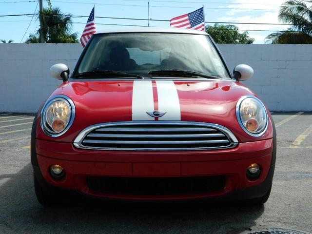 Mini Cooper 2009 photo 2