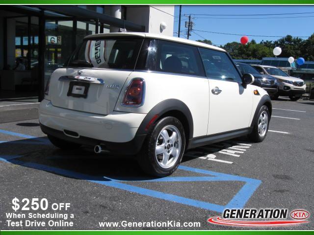 Mini Cooper 2009 photo 2