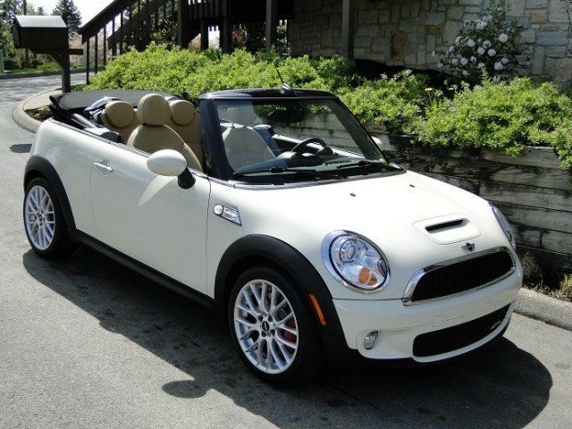 Mini Cooper 4dr Luxury AWD Convertible