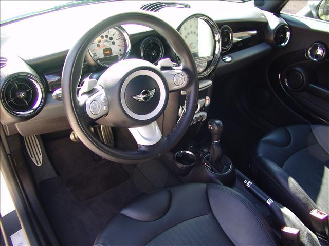 Mini Cooper 2009 photo 15