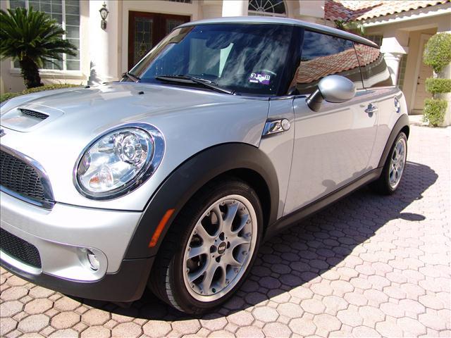 Mini Cooper 2009 photo 23