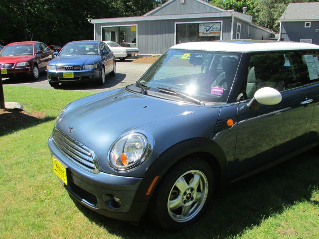 Mini Cooper 2009 photo 1