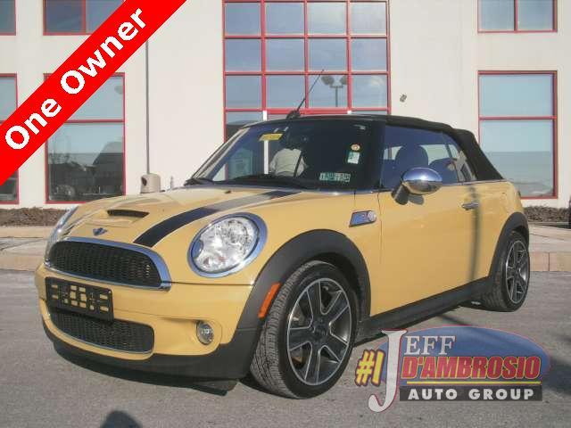 Mini Cooper Base Convertible