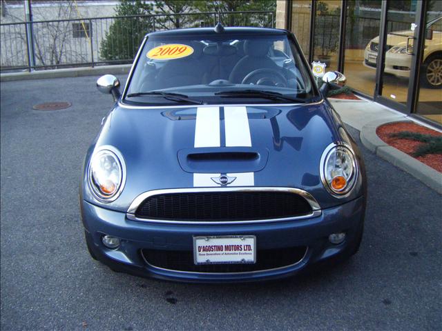 Mini Cooper XL 4x4 Truck Convertible