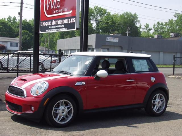 Mini Cooper Premier V8 Hatchback