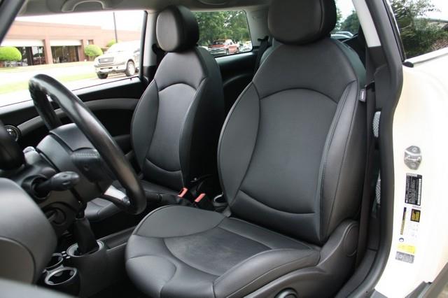 Mini Cooper 2010 photo 42