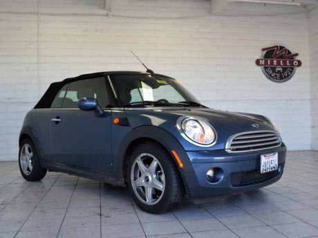 Mini Cooper Base Unspecified