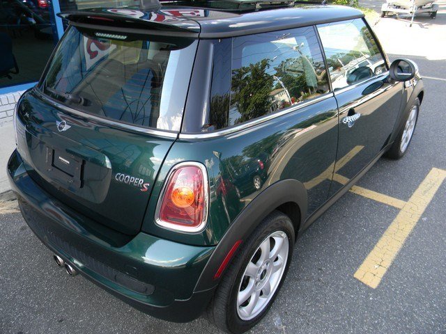 Mini Cooper 2010 photo 2