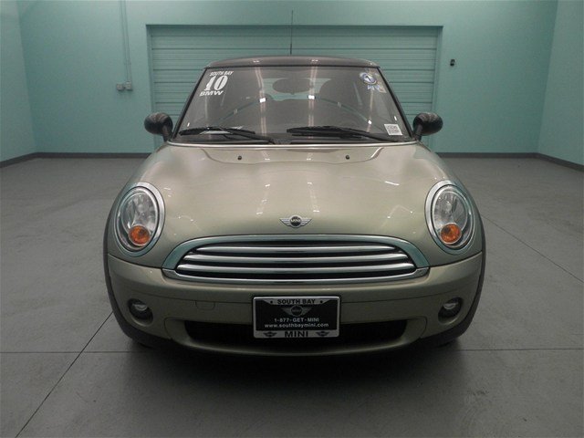 Mini Cooper 2010 photo 1