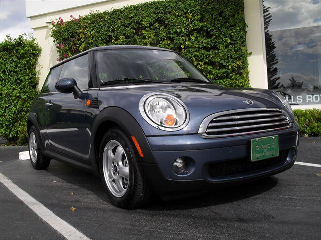 Mini Cooper Base Hatchback