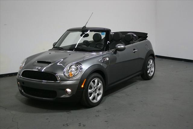 Mini Cooper 2010 photo 2