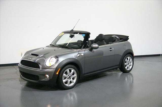 Mini Cooper 2010 photo 2