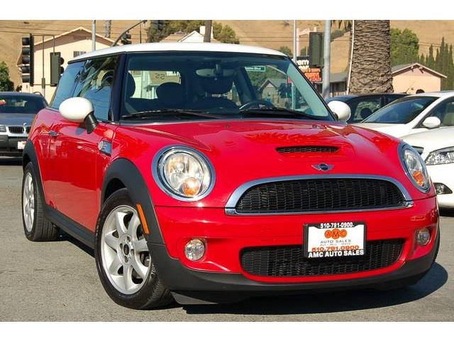 Mini Cooper 2010 photo 1