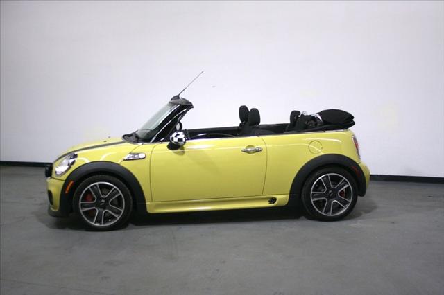 Mini Cooper 2010 photo 1