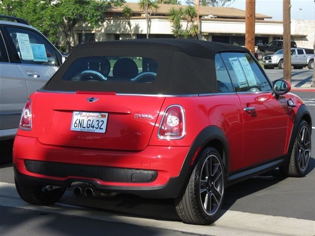 Mini Cooper 2010 photo 3