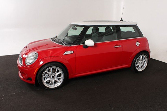Mini Cooper 2010 photo 2