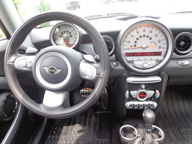 Mini Cooper Base Hatchback