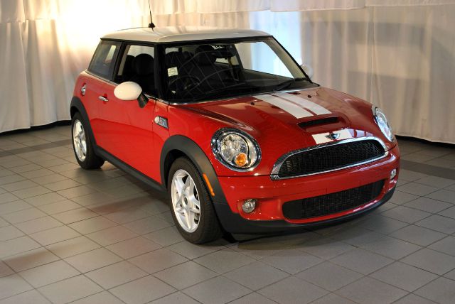Mini Cooper 2010 photo 1