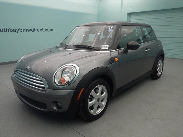 Mini Cooper 2010 photo 2