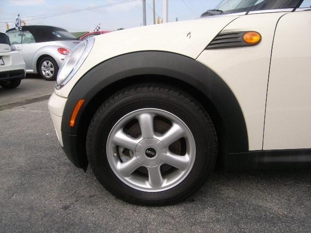 Mini Cooper 2010 photo 3