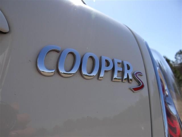 Mini Cooper 2011 photo 2