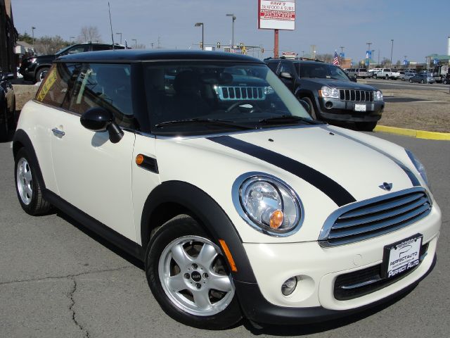 Mini Cooper 2011 photo 3