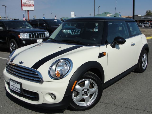 Mini Cooper 2011 photo 4
