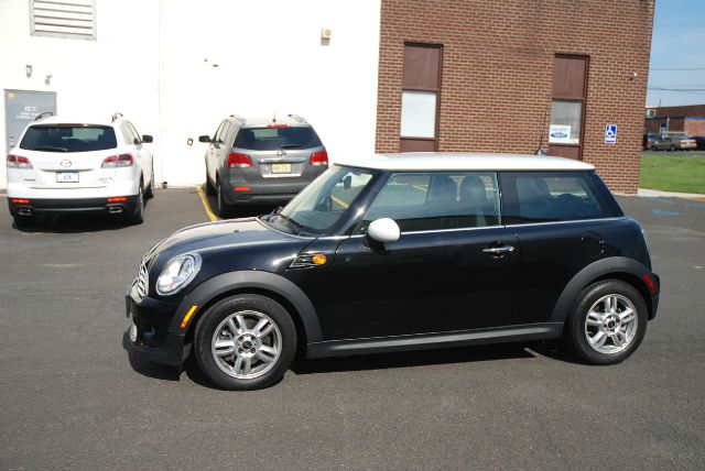 Mini Cooper 2012 photo 1