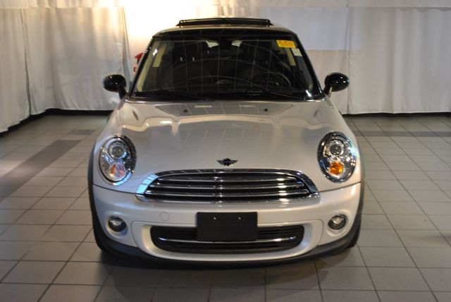 Mini Cooper Base Hatchback