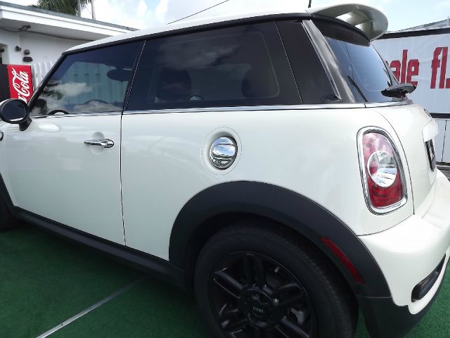Mini Cooper 2012 photo 3