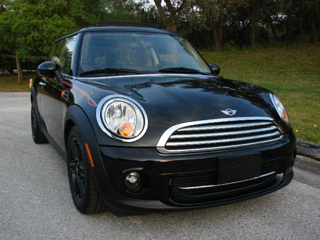 Mini Cooper 2012 photo 4