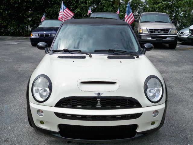 Mini Cooper 2014 photo 1