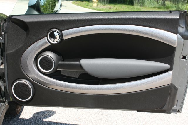 Mini Cooper Clubman 2008 photo 21