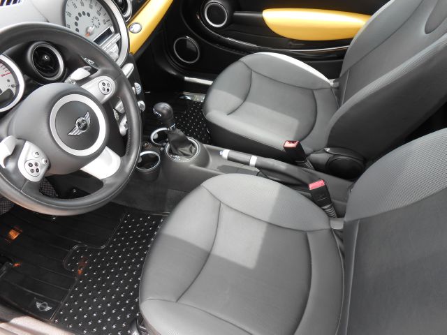 Mini Cooper Clubman 2008 photo 25