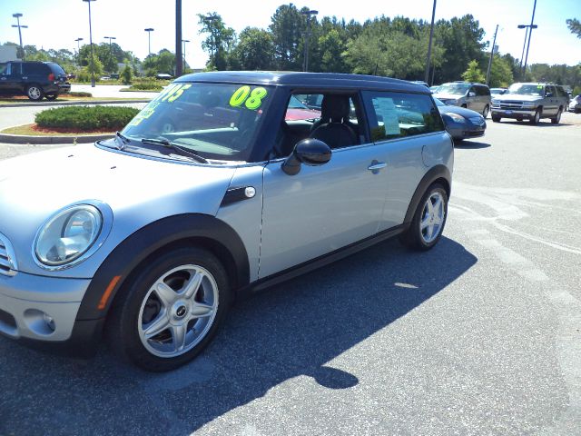 Mini Cooper Clubman 2008 photo 18