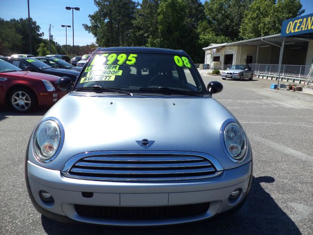 Mini Cooper Clubman 2008 photo 24