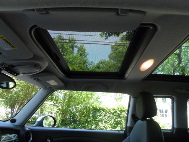 Mini Cooper Clubman 2008 photo 2