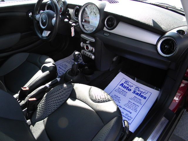 Mini Cooper Clubman 2009 photo 17