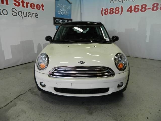 Mini Cooper Clubman 2009 photo 1