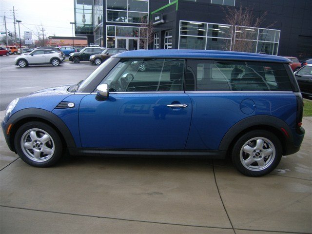 Mini Cooper Clubman 2009 photo 2