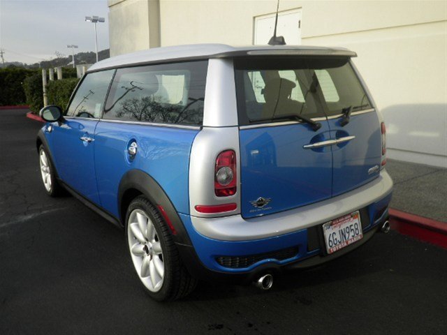 Mini Cooper Clubman 2009 photo 2