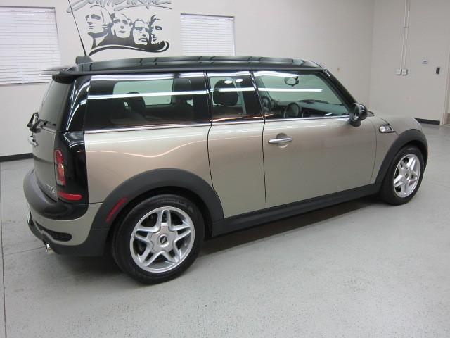 Mini Cooper Clubman 2010 photo 3